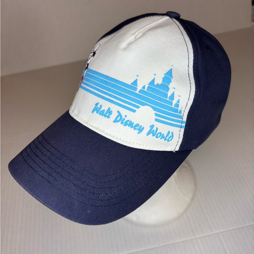 Disney hat Kangol Kids' Navy and‎ White Hat Disney characters